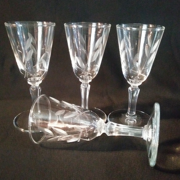4 MCM Vintage Libbey Cut Glass Stemware Cordials in Pricilla - Picture 1 of 10